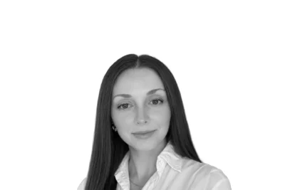 Porträttbild av Marijana Kokalovic, som arbetar som utbildningskoordinator på KYH.